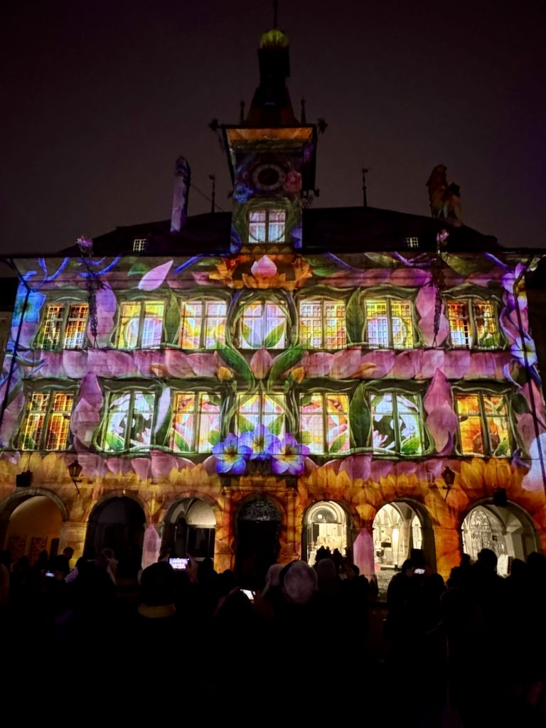 mapping video lumen place Palud Lausanne suisse projection lumière lasers